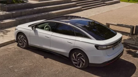 Volkswagen Lança o ID.7 na Europa para Competir com o Tesla Model 3 VW ID 7