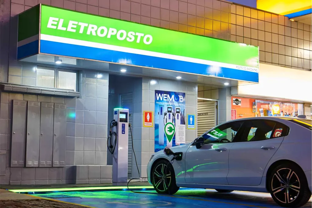 Celesc Passa a Cobrar por Recarga de Veículos Elétricos em Estações Catarinenses