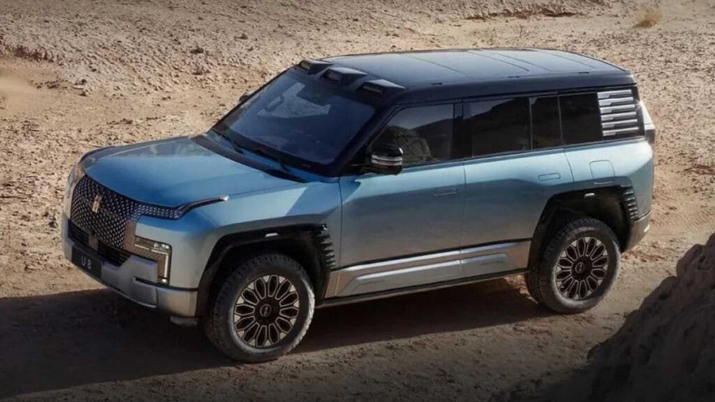 Yangwang U8 EV