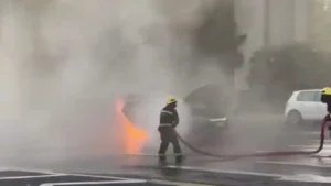 Incêndio na BYD: Fábrica de Testes Destruída em Shenzhen, Produção Intacta