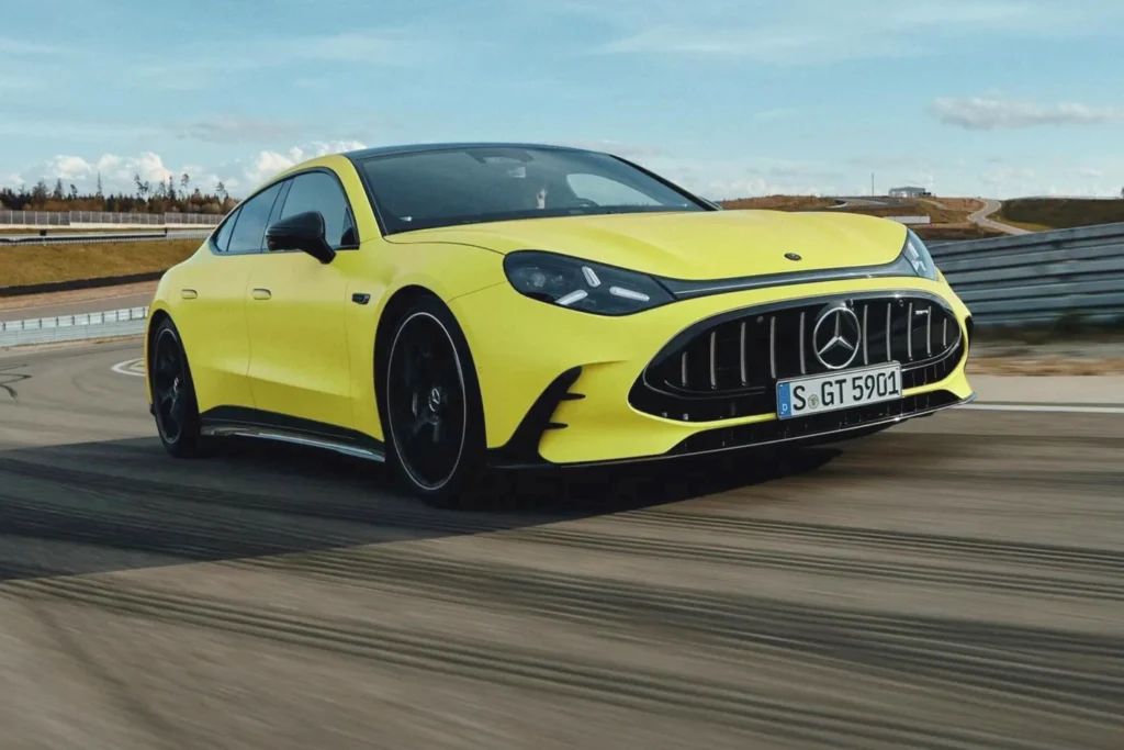 imagem de qualidade Mercedes AMG GT carroemercado