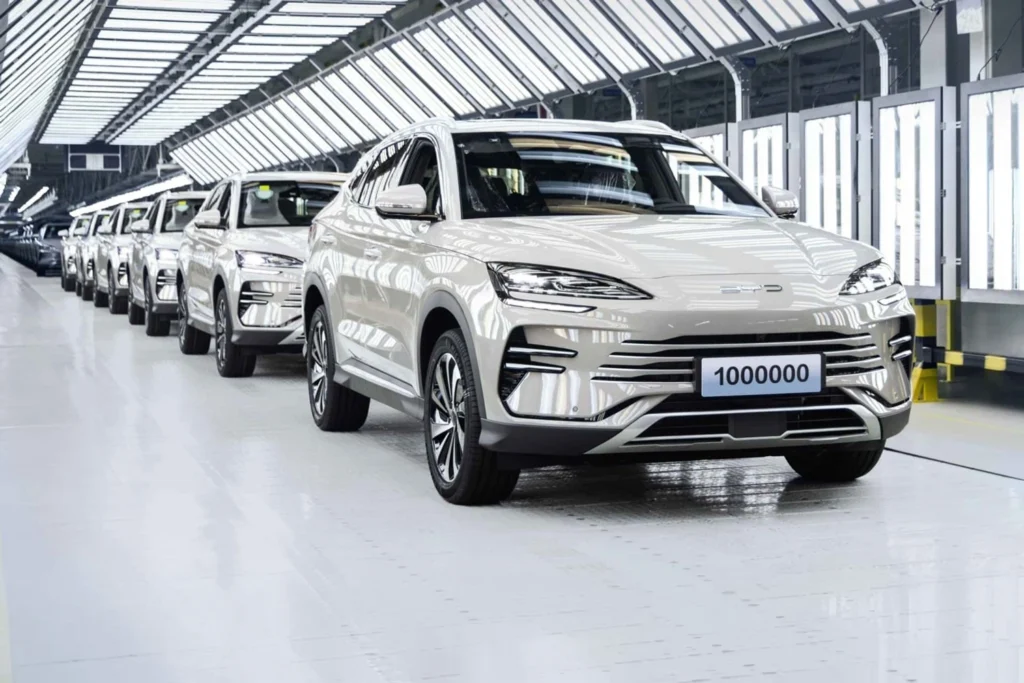 China Redefine Incentivos a Híbridos Plug-in, Colocando Gigantes Europeus Audi, BMW e Mercedes em Risco China Redefine Incentivos de Híbridos Plug-in carroemercado