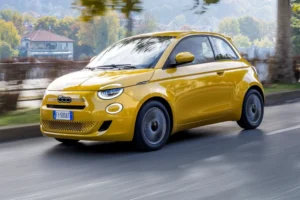 Fiat 500 Hybrid: a Estratégia de Retorno ao Segmento de Entrada para o Clássico Urbano Fiat 500 Hybrid carroemercado