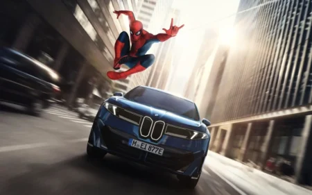 Central Multimídia da BMW Exibe Promoção de Filme Sem Licença carroemercado