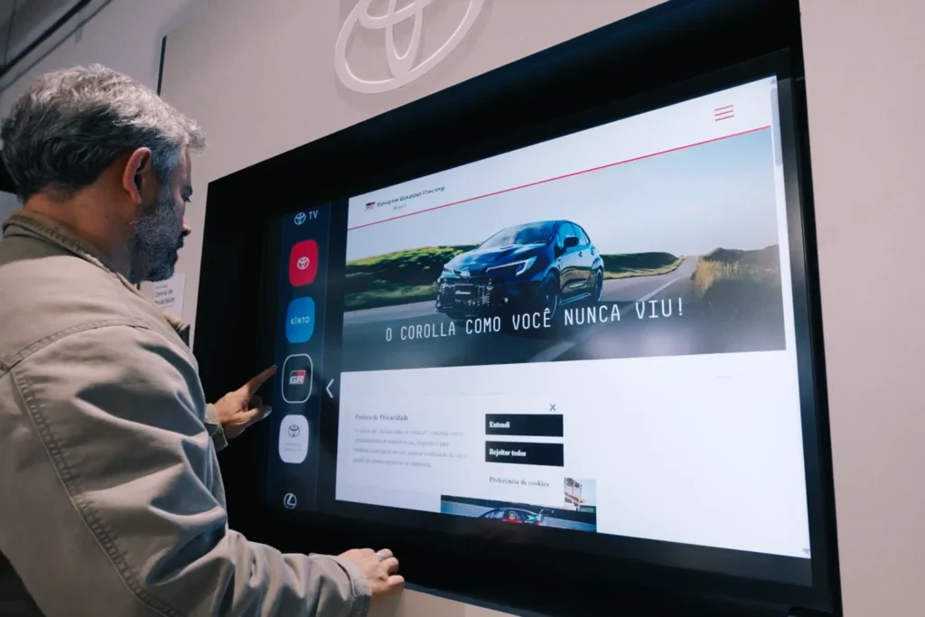 Digitalização e inovação Toyota Samsung carroemercado