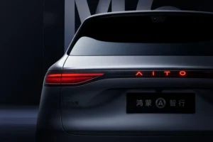 Aito M6: SUV da Huawei Enfrenta Disputa Legal Após Vazamento de Imagens Manipuladas huawei-hima-aito-m6-ar-carroemercado