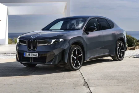 Novo BMW iX4 Elétrico carroemercado